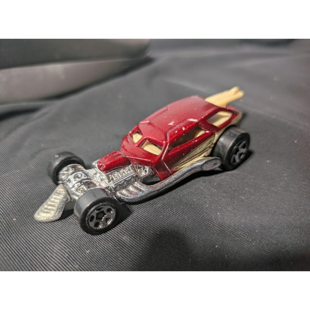 Hot Wheels Surf Crate Red Chrome Hot Rod Diecast Car Mattel 2014 Malaysia